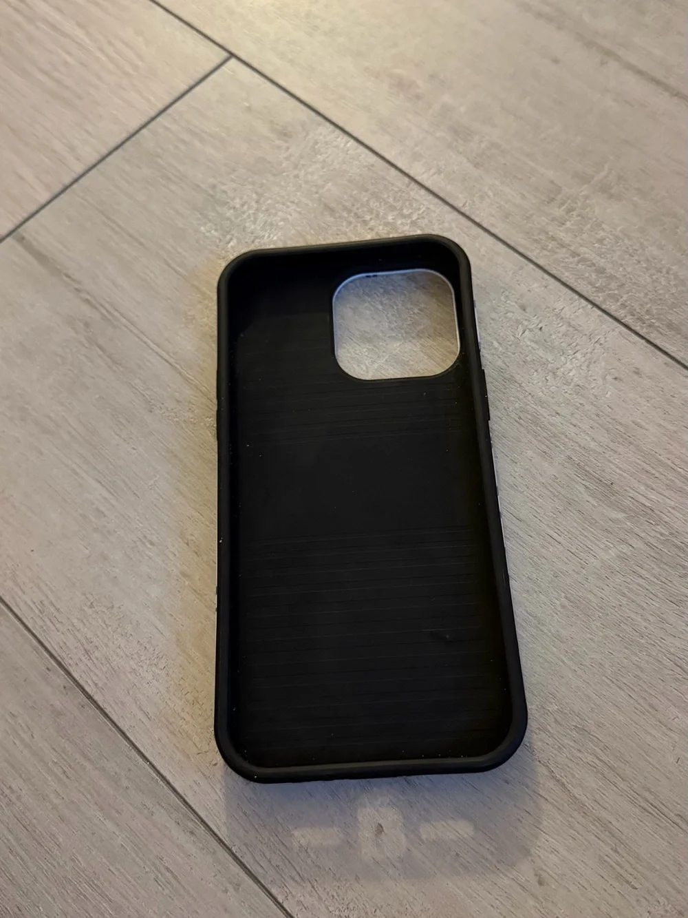 Burga protective phone